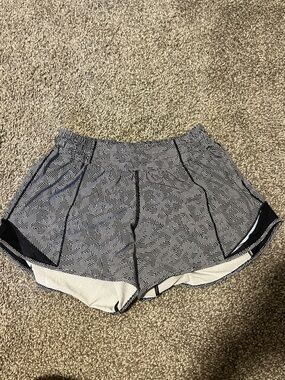 Lululemon Hotty Hot Shorts (Seawheeze)